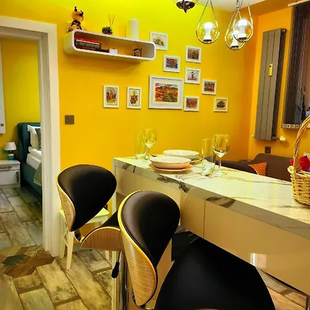 Sofiel Cozy - Center Апартамент София